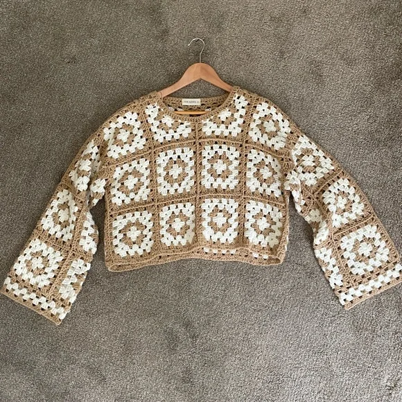 Granny Square Crochet Pattern Sweater - Brown & White - Picture 7 of 9